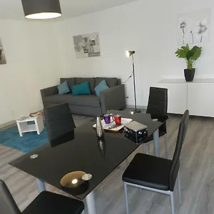Beautiful 1 Bedroom Flat Apartment Nizza